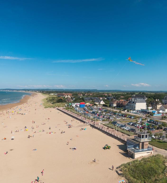 Le Vauban Hotel Merville-Franceville-Plage Exterior photo
